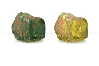 320_05_5642_apatite_crystal_dichroism